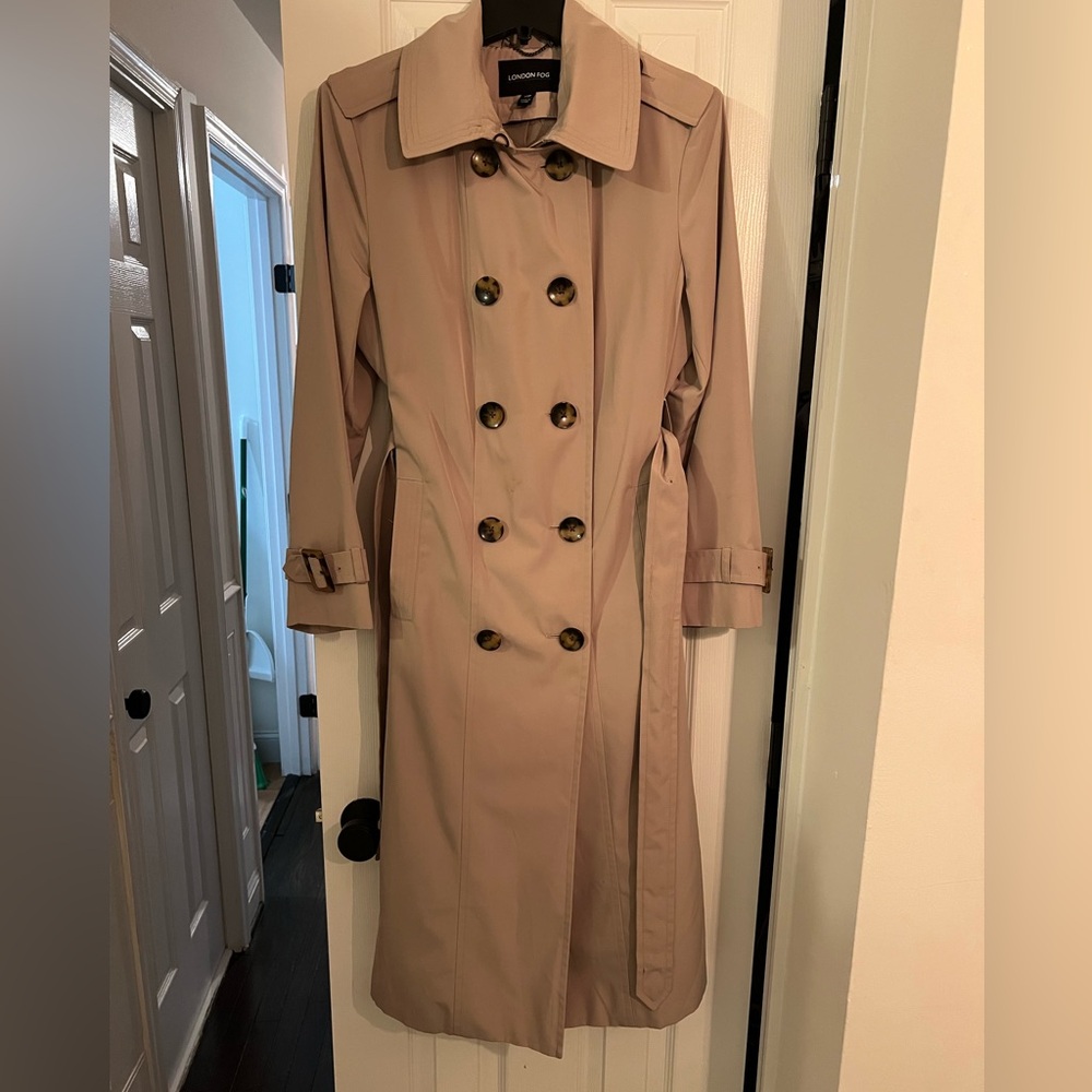 London Fog Classic Trenchcoat